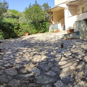  Appartamento Bilocale A Due Passi Dal Mare Immerso Nel