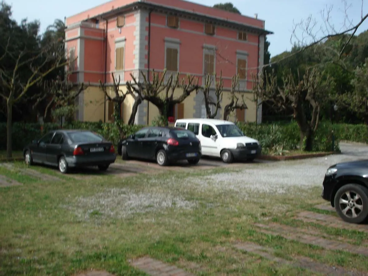 Monolocale In Villa Castiglioncello